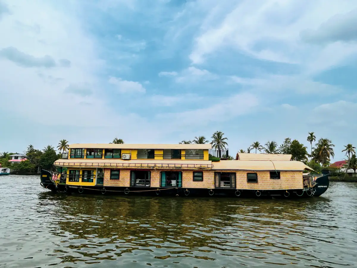 House Boat Alleppey - Kerala